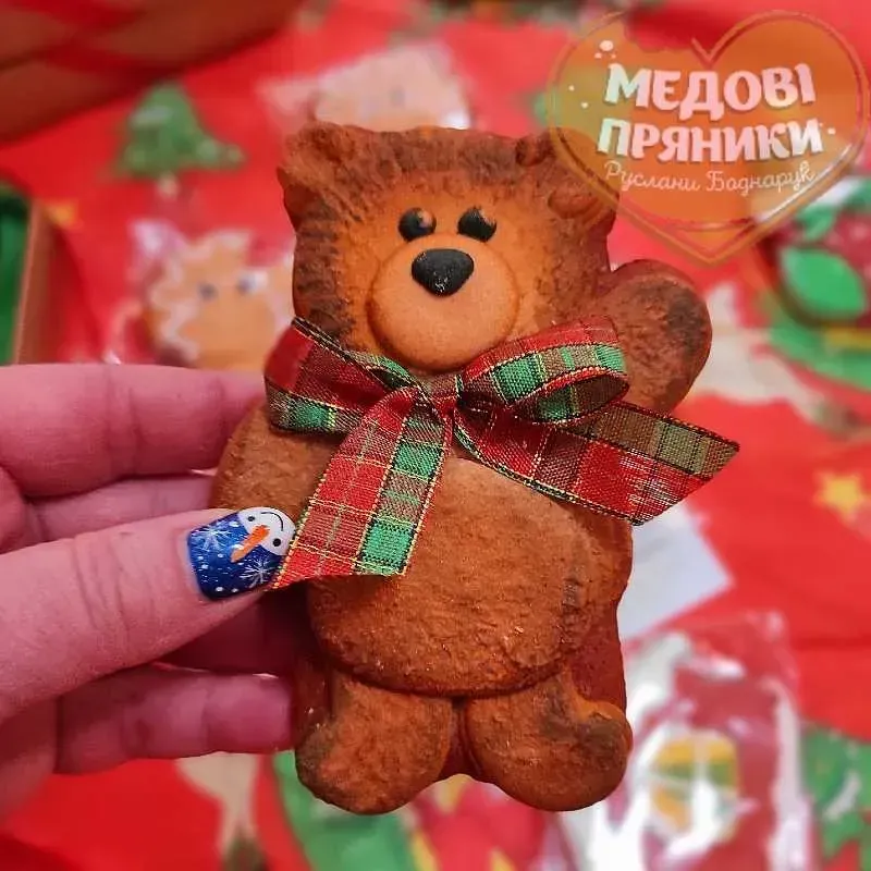 ВЕЛИКІ ПРЯНИКИ "НОВОРІЧНИЙ ВЕДМІДЬ", ПРЯНИКИ ДІТЯМ, ПОДАРУНОК | Medyanik