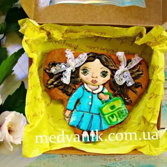 ▷МЕДОВІ ПРЯНИКИ  "Школярка" ✨ПРЯНИКИ ШКОЛА 1 ВЕРЕСНЯ✨ПОДАРУНОК | Medyanik
