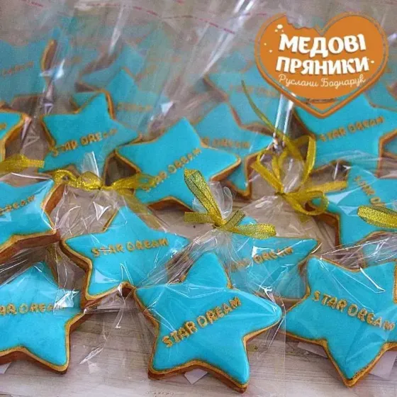 ᐉКОРПОРАТИВНІ НОВОРІЧНІ ПРЯНИКИ✨ ПРЯНИКИ З ЛОГОТИПОМ | Medyanik