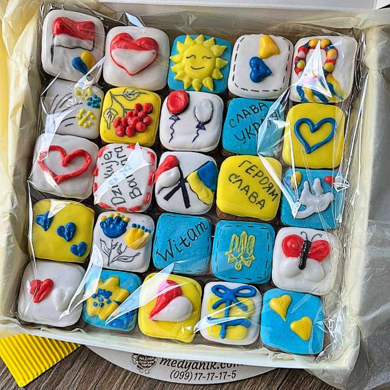ПРЯНИЧНЫЙ НАБОР "УКРАИНСКИЙ СУВЕНИР НА ПОЛЬШУ"