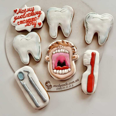 $productcomments_product->name