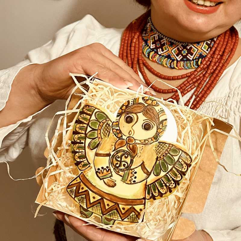 Ексклюзивний подарунок, в подарунковій коробці, пряник з косівським розписом гуцульський ангел