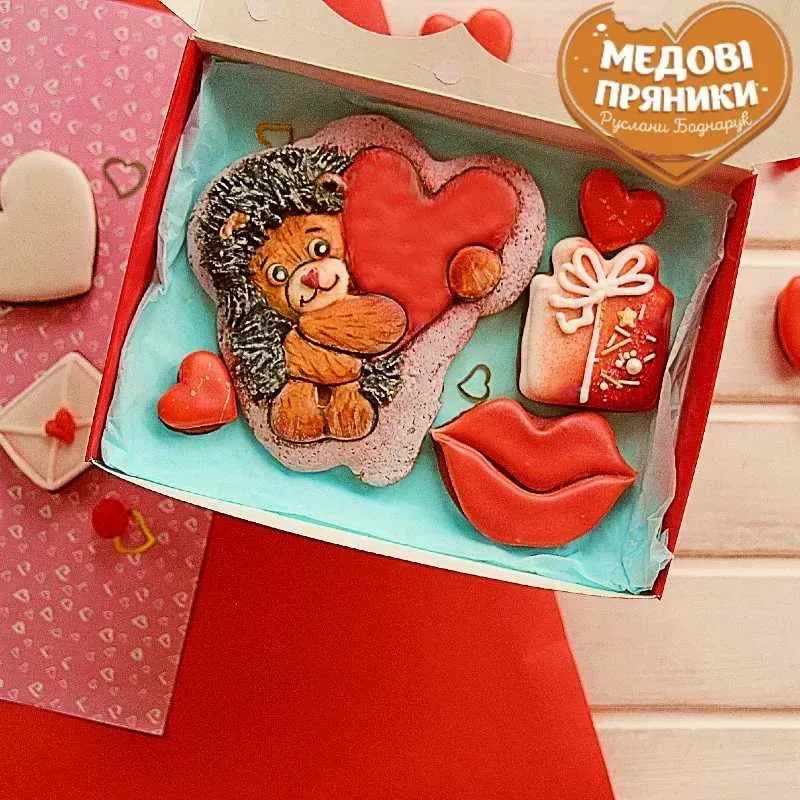 ▷ НАБОР ПРЯНИКОВ КО ДНЮ ВАЛЕНТИНА "Ежик с ❤️сердечком"| Medyanik