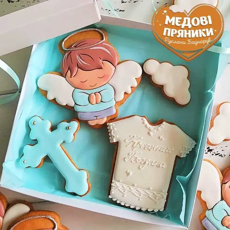 Набір пряників «Ангелик на хрестини» — Медові пряники для особливих подій | Medyanik