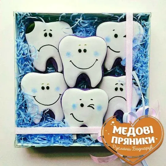 пряничный набор в коробке, пряники зубы, стоматологу
