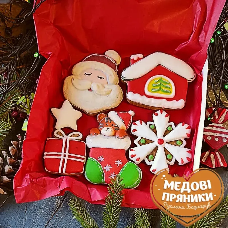 Брендований імбірний пряник з логотипом вашої компанії на Новий Рік | Medyanik