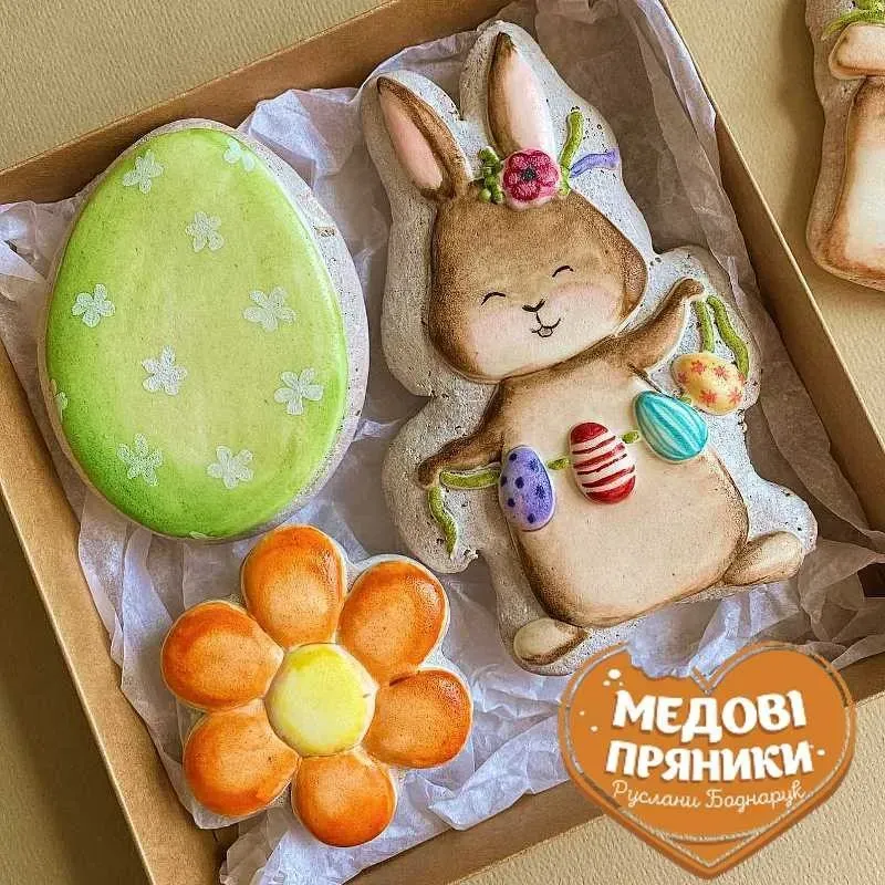 Набір пряників «Великодній кролик з писанками» — Медові пряники на Великдень | Medyanik
